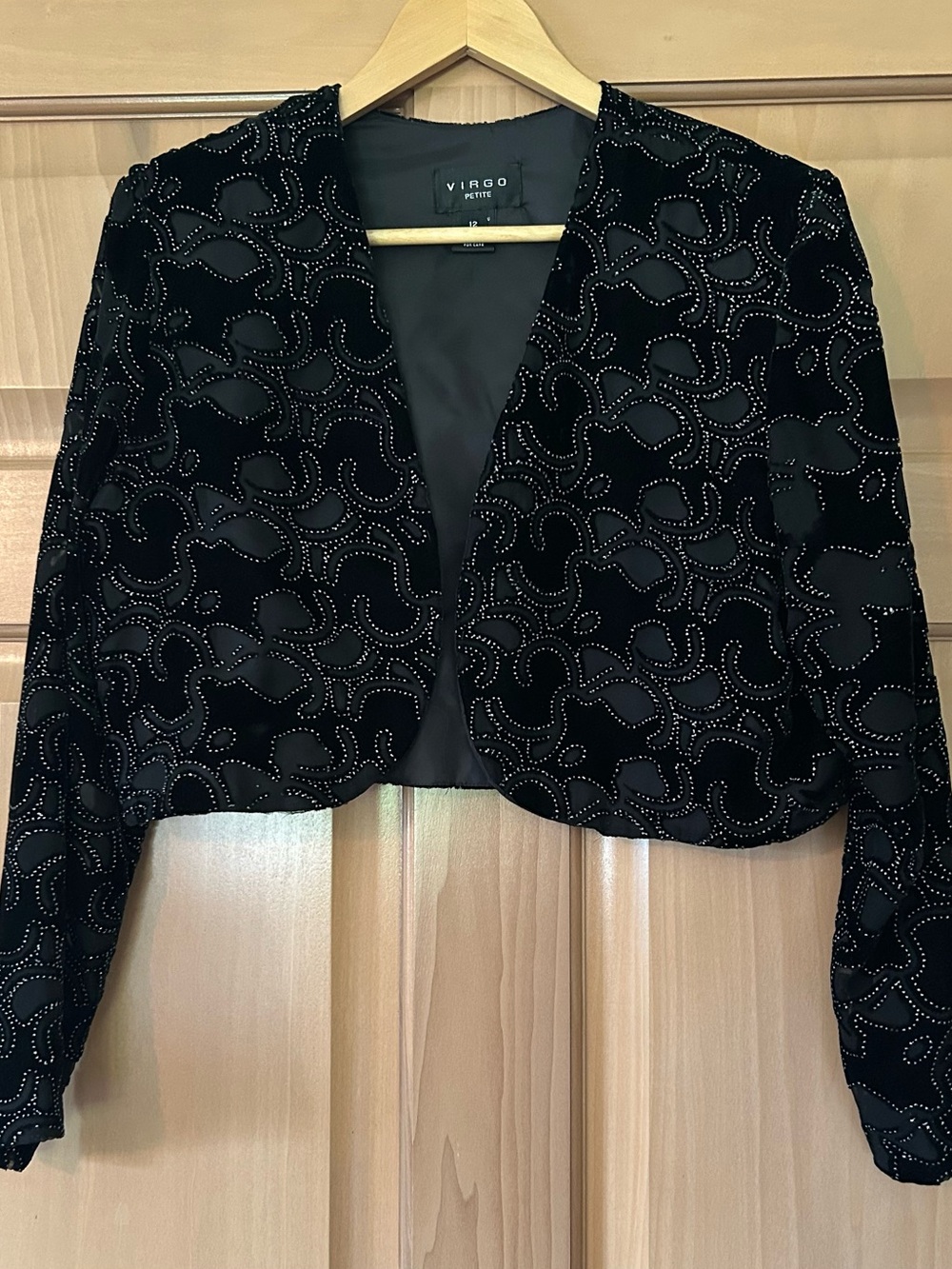 VTG Virgo Petite Black Cropped Bolero Jacket Embroidered Swirl Sz 12 Whimsigoth